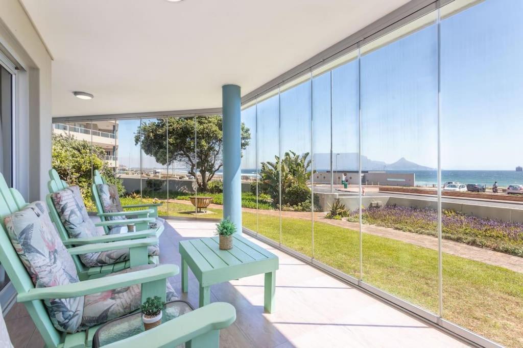 El Mufasa Beachfront With Stunning Views Apartment